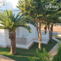 Flisvos Beach Apartments 