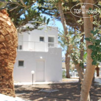 Flisvos Beach Apartments 