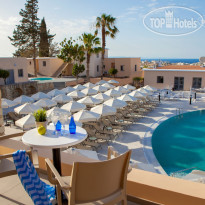 Louis St. Elias Resort 