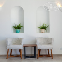 Louis St. Elias Resort 