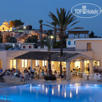 Louis St. Elias Resort 