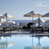 Louis St. Elias Resort 