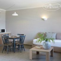 Louis St. Elias Resort 