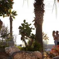 Louis St. Elias Resort 