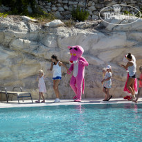 Louis St. Elias Resort 