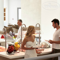 Louis St. Elias Resort 