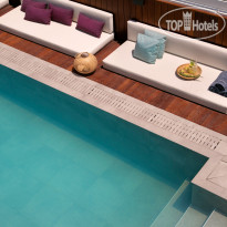 Chris Le Mare Gold Luxury Villa