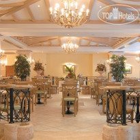 Maritim Antonine Hotel & SPA