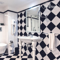 AX The Victoria Hotel 