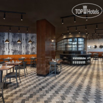 115 The Strand Hotel & Suites