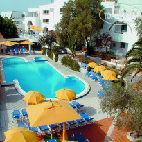 Club Salina Wharf