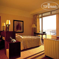Le Meridien Beach Plaza