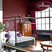Blue Collar Hotel 