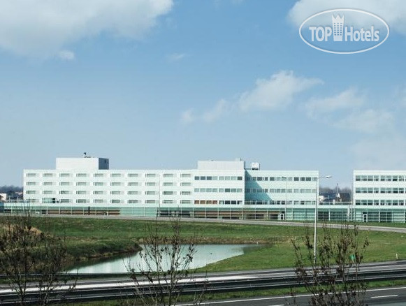 Hotelier's photos Apollo Hotels Hertogenbosch Zaltbommel 4*