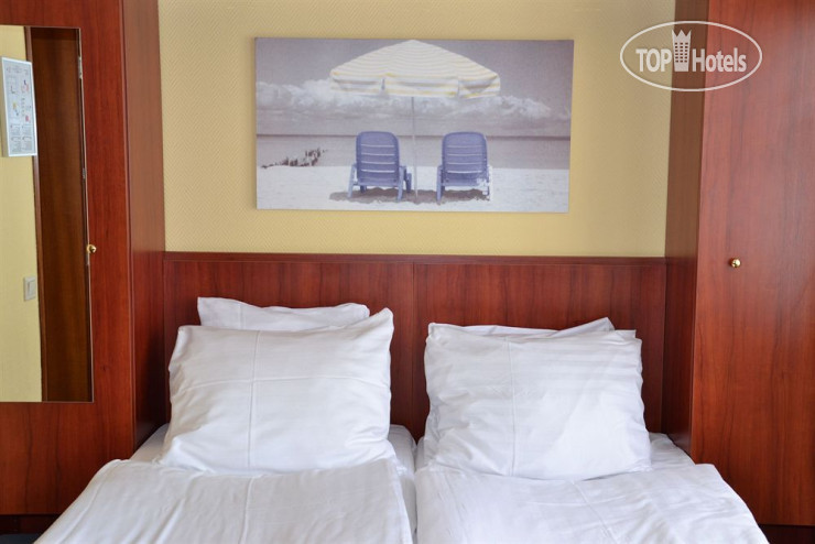 New photos from tourists Marijke 4*