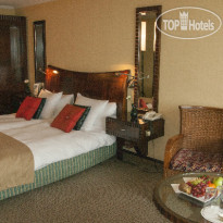 Beach Hotel 