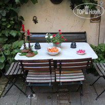 All Inn The Family B&B 