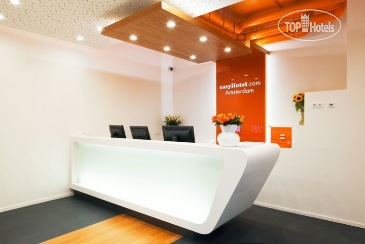 Hotel photo easyHotel Amsterdam City Centre South 2*