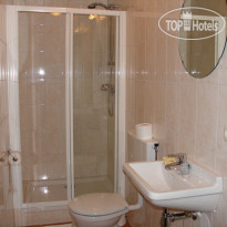 Aston City Hotel 