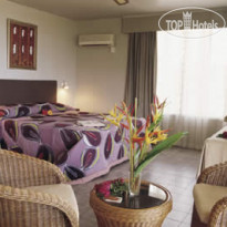 Manuia Beach Boutique 
