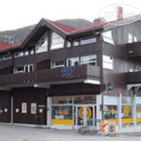 Saga Apartments 