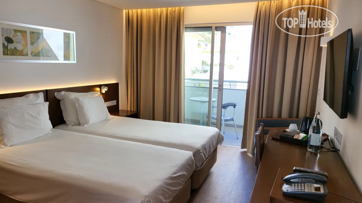 Hotel photo Roca Mar 4*