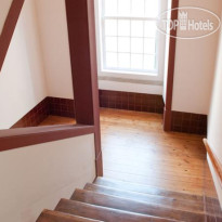 Lisbon Serviced Apartments Cais do Sodre Лестница