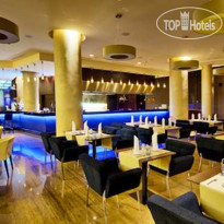 DoubleTree by Hilton Hotel Bratislava Бар 
