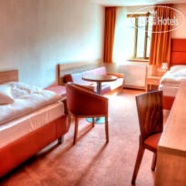 Club Hotel