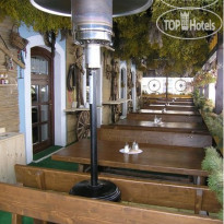 Club Hotel