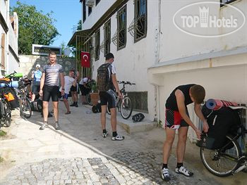 Hotelier's photos Anzac Golden Bed 3*