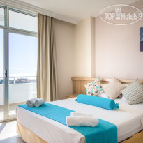 Ponz Hotel