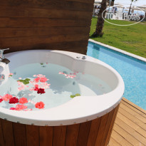 Risus Beach Resort Hotel