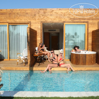 Risus Beach Resort Hotel