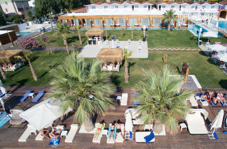 Risus Beach Resort Hotel