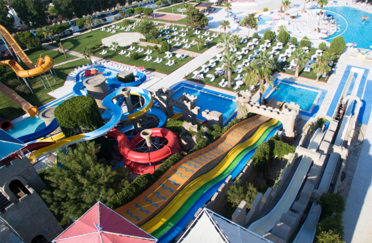 Risus Beach Resort Hotel