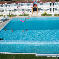 Risus Beach Resort Hotel