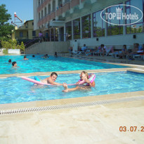 Merry Hotel 