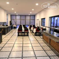 Roxx Royal Hotel