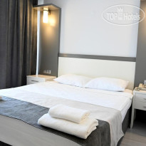 Roxx Royal Hotel