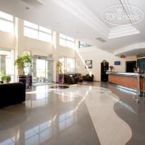 Marina Hotel