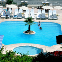 Sunpoint Family Hotel 