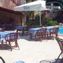 Moonshine Apart Hotel