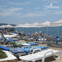 Sky Nova Suites Hotel