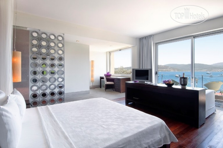 New photos from tourists Maki Hotel