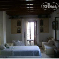 Villa Rustica Restaurant ve Art Gallery
