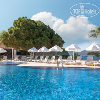 Открытый бассейн в Holiday Inn Resort Bodrum 5*