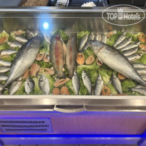 Holiday Inn Resort Bodrum Главный ресторан, свежая рыба 