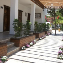 Meggs Bodrum Beach Restaurant & Hotel