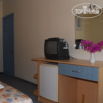 Blue Hotel 